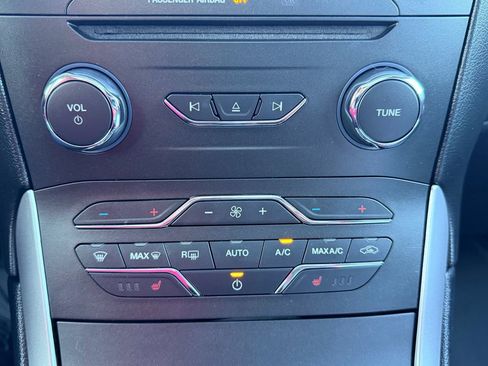 Used 2017 Ford Edge SEL w/ Equipment Group 201A image 36