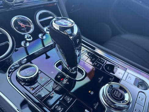 Used 2023 Bentley Continental GT Mulliner image 18