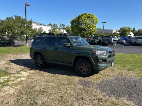 Used 2022 Toyota 4Runner TRD Sport w/ Technology Package image 1