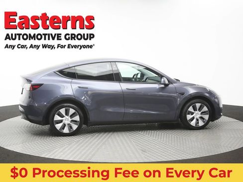 Used 2021 Tesla Model Y Long Range AWD/4WD image 39