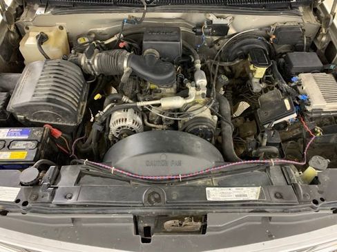 Used 1998 Chevrolet Silverado 1500 4x4 Extended Cab w/ Preferred Equipment Group 2 image 24