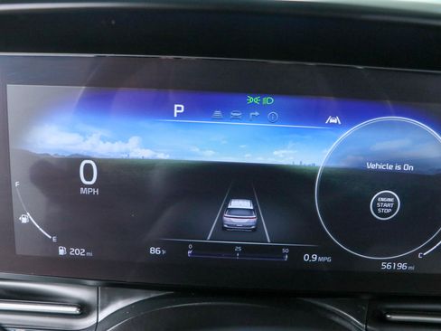 Used 2024 Kia Carnival SX Prestige FWD image 15
