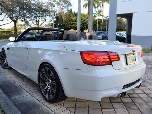 Used 2011 BMW M3 Convertible RWD image 2