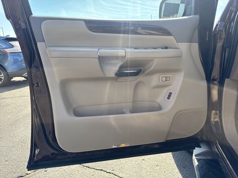 Used 2013 Nissan Armada Platinum image 13