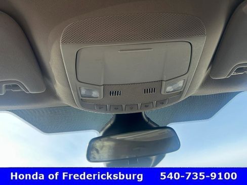 Used 2022 Ford Edge SE w/ Black Appearance Package image 25