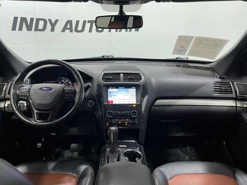 Used 2019 Ford Explorer XLT w/ Equipment Group 202A image 19