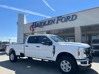 New 2026 Ford F350 XLT w/ 360-Degree Camera Package