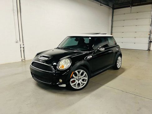 Used 2009 MINI Cooper S FWD image 1