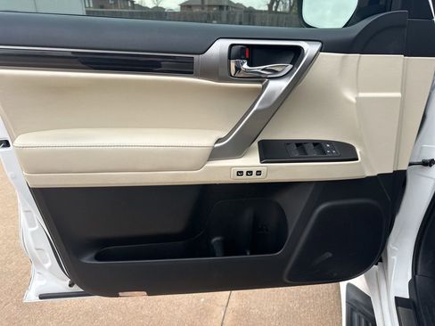 Used 2022 Lexus GX 460 Premium image 13