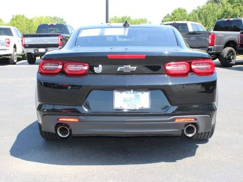 Used 2022 Chevrolet Camaro LT RWD image 14