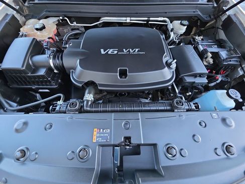 Used 2019 GMC Canyon SLT image 30