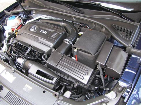 Used 2015 Volkswagen Passat 1.8T Wolfsburg Edition w/ Technology Package FWD image 29