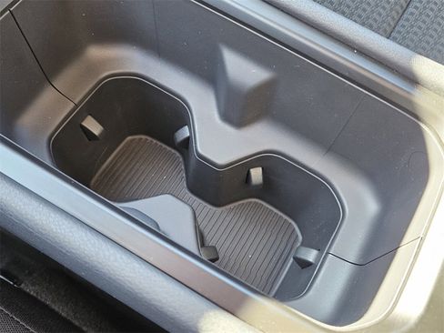 New 2026 Nissan Kicks S image 20