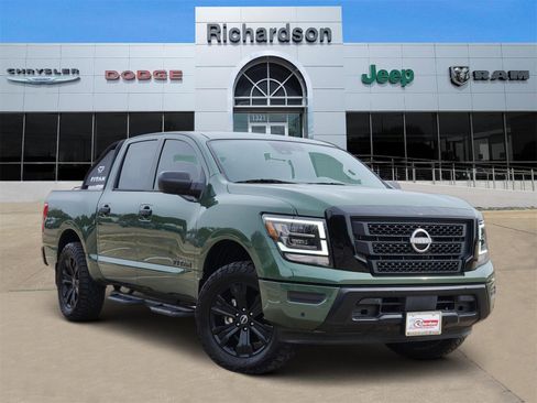 Used 2024 Nissan Titan SV w/ SV Bronze Edition Package image 1