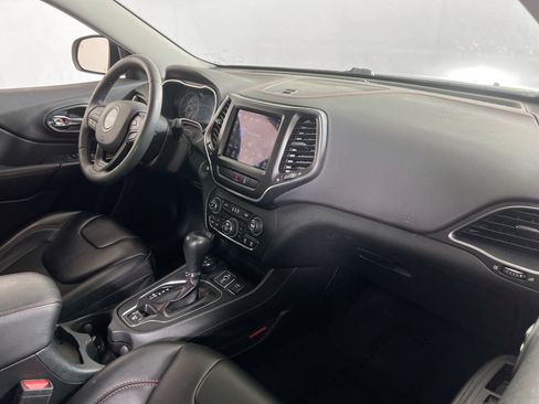 Used 2022 Jeep Cherokee Trailhawk AWD/4WD image 27
