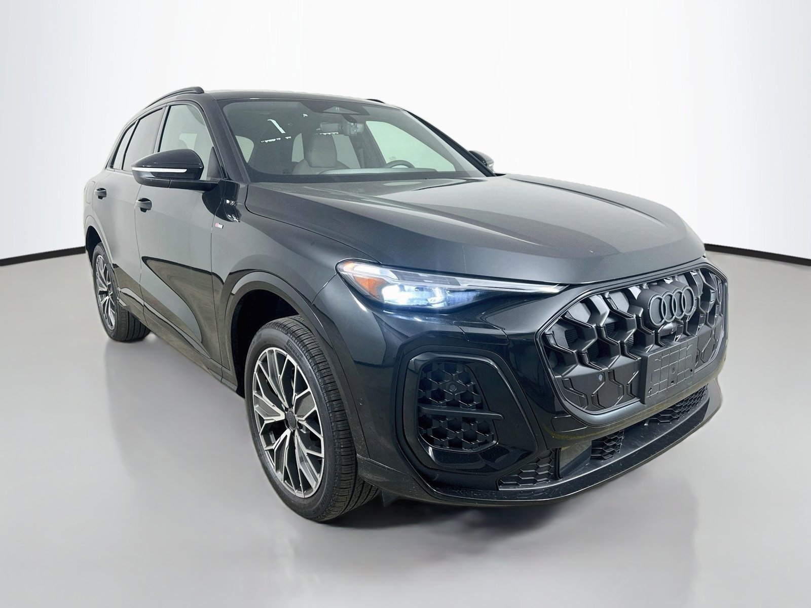 New 2026 Audi Q5 Premium Plus AWD/4WD image 3