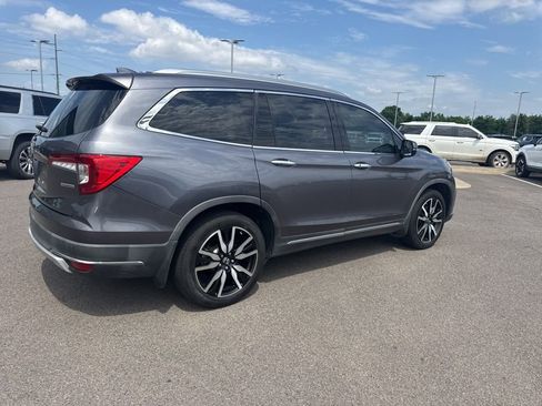 Used 2021 Honda Pilot Touring image 6