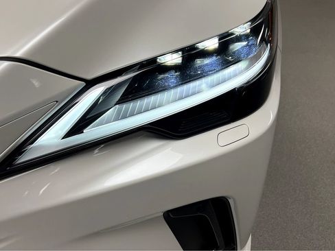 Certified 2025 Lexus RX 450h AWD w/ Convenience Package image 36
