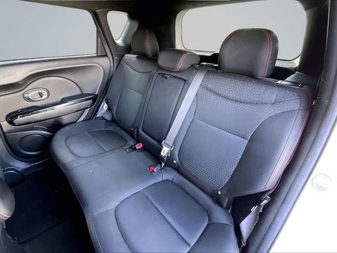 Used 2016 Kia Soul + w/ Soulful Package FWD image 26