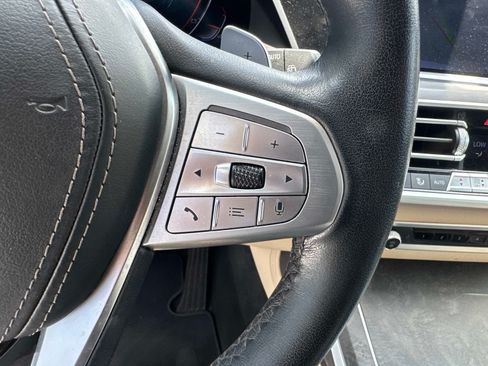 Used 2022 BMW X7 xDrive40i AWD/4WD image 30