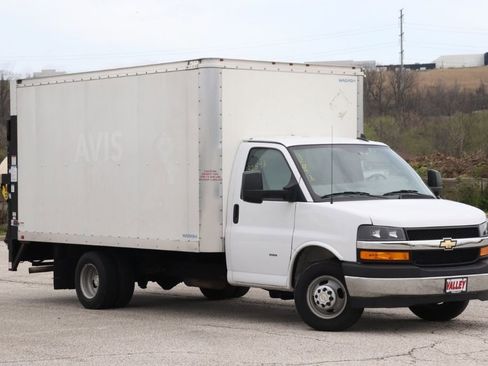 Used 2022 Chevrolet Express 3500 w/ Power Convenience Package RWD image 2