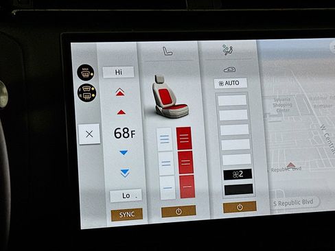 Used 2024 Land Rover Range Rover Velar Dynamic SE image 27