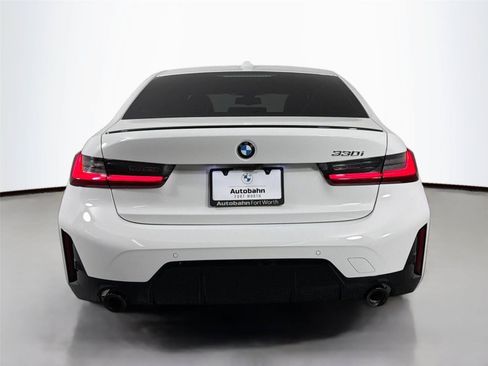 New 2026 BMW 330i Sedan w/ M Sport Package RWD image 6