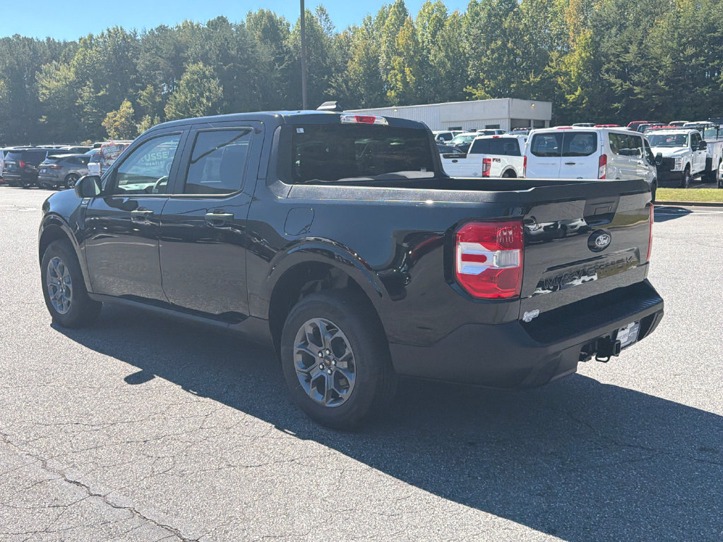 Used 2026 Ford Maverick XLT w/ Equipment Group 301A AWD/4WD image 5