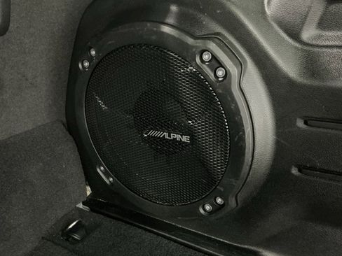 Used 2022 Jeep Wrangler Unlimited Sahara w/ Cold Weather Group image 15