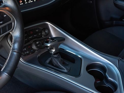 Used 2019 Dodge Challenger SRT Hellcat Redeye image 12