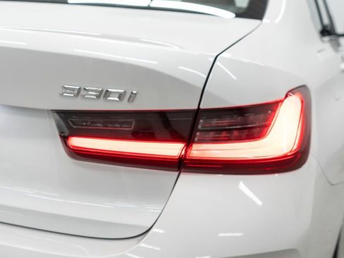 Used 2025 BMW 330i xDrive Sedan w/ Convenience Package image 42