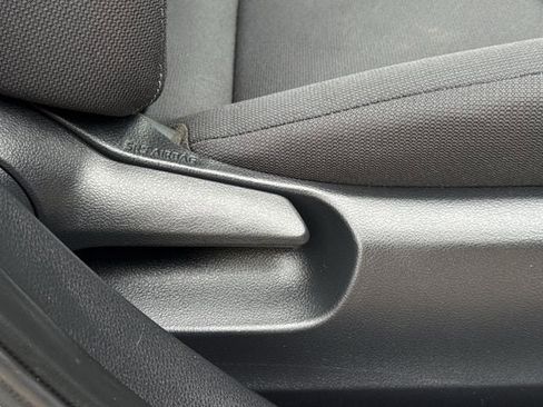 Used 2024 Toyota Corolla LE image 29