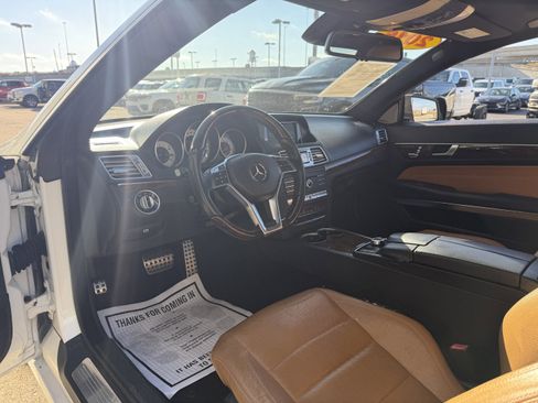 Used 2016 Mercedes-Benz E 400 Coupe image 21