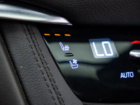 Certified 2026 Cadillac XT5 Premium Luxury w/ Driver Assist Package AWD/4WD image 27