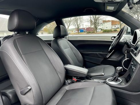 Used 2016 Volkswagen Beetle 1.8T SE image 18