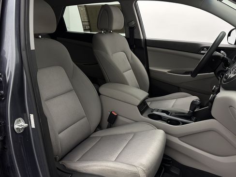 Used 2017 Hyundai Tucson SE w/ SE Popular Package 02 FWD image 33