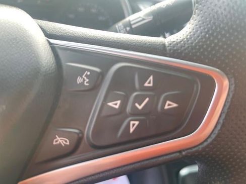 Used 2023 Chevrolet Malibu LT image 10