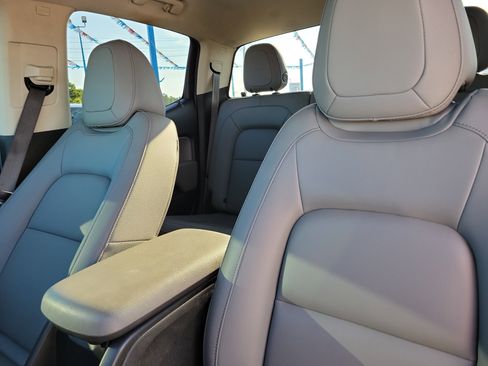 Used 2022 Chevrolet Colorado W/T w/ Custom Special Edition image 14