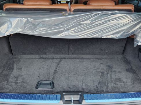New 2026 Mercedes-Benz GLS 450 4MATIC image 32