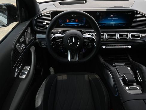 Used 2026 Mercedes-Benz GLS 63 AMG 4MATIC image 9