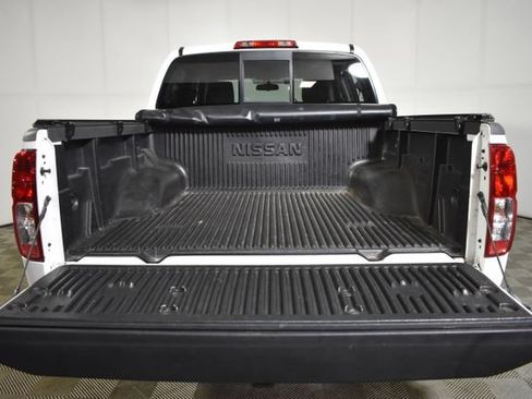 Used 2019 Nissan Frontier SV AWD/4WD image 24