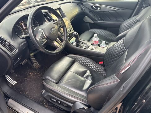 Used 2018 INFINITI Q50 Red Sport 400 w/ Sensory Package (Sport) image 6