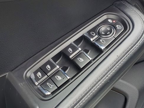 Used 2018 Porsche Macan Turbo AWD/4WD image 8