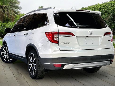 Used 2020 Honda Pilot Touring image 10