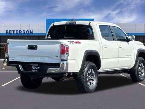 Used 2020 Toyota Tacoma TRD Off-Road AWD/4WD image 4