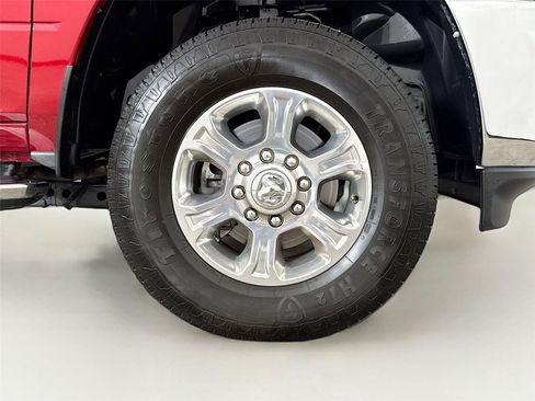 Used 2026 RAM 2500 Big Horn AWD/4WD image 36