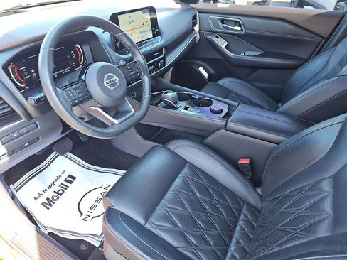 Used 2021 Nissan Rogue Platinum image 33