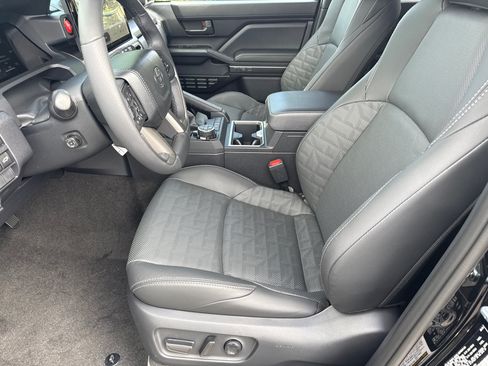 New 2026 Toyota 4Runner TRD Off-Road Premium AWD/4WD image 23
