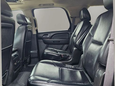 Used 2012 Chevrolet Tahoe LTZ AWD/4WD image 15