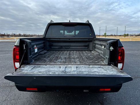 Used 2019 Honda Ridgeline Black Edition image 24